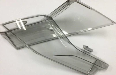 Moulage par injection pour partie de phare de haute transparence automobile